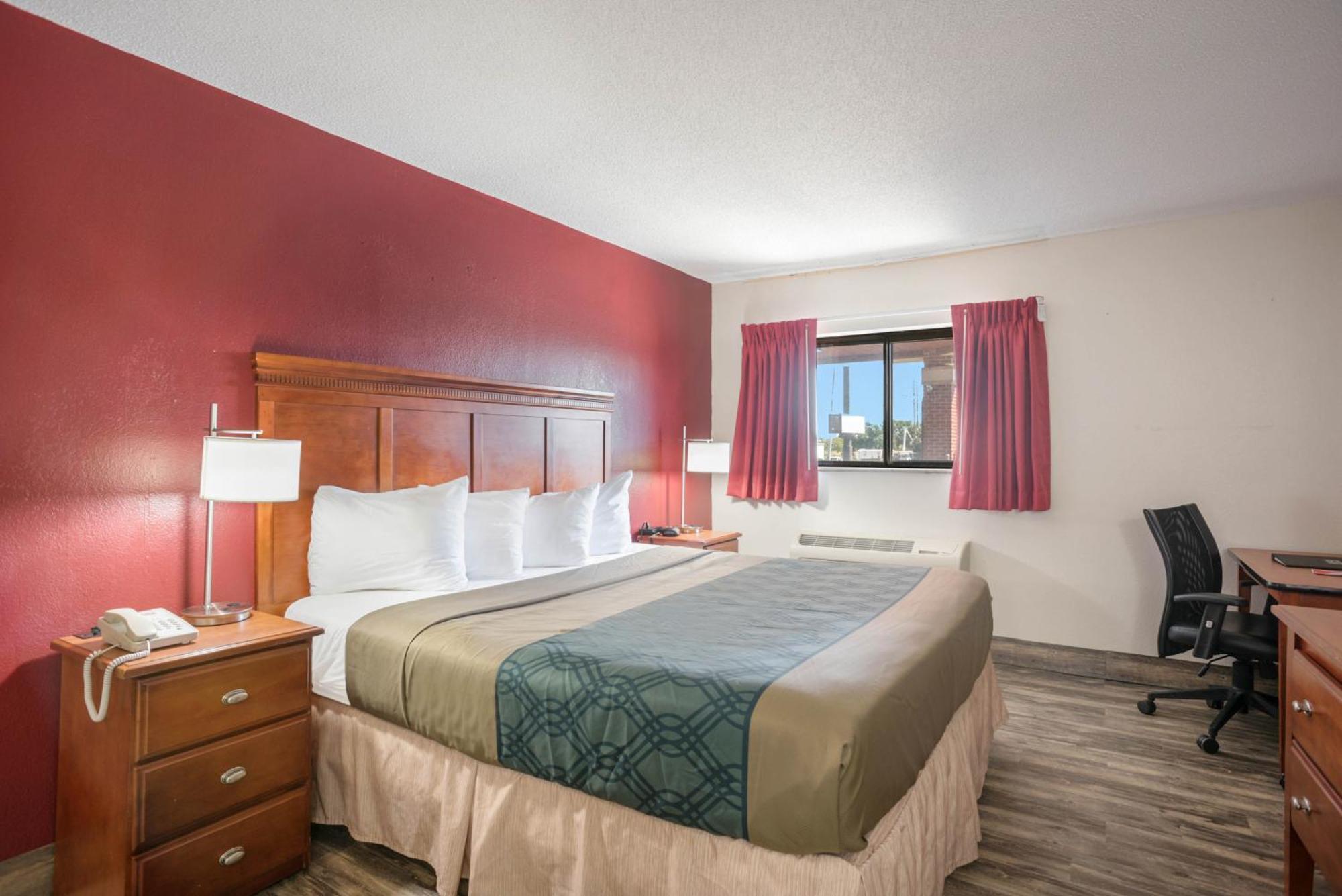 Econo Lodge Cedar Rapids Kamer foto